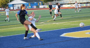 Girls soccer 1-1 after home matches